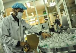 خودکفایی در صنعت واکسن و دارو یکی از بزرگترین افتخارات ایران اسلامی است